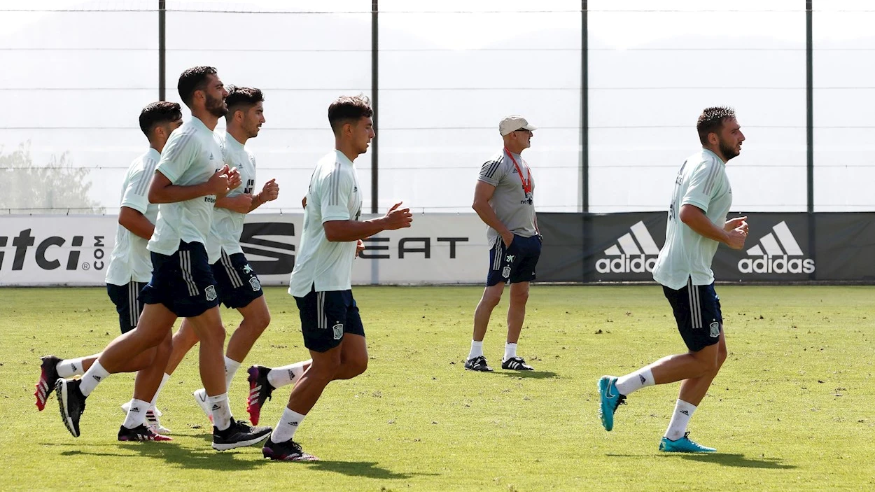 Entrenamiento de la selecci&oacute;n espa&ntilde;ola ol&iacute;mpica de f&uacute;tbol que dirige Luis de la Fuente y que competir&aacute; en Tokio