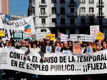 Los interinos de más de 10 años no tendrán que pasar oposiciones para conseguir plaza Los interinos de más de 10 años no tendrán que pasar oposiciones para conseguir plaza