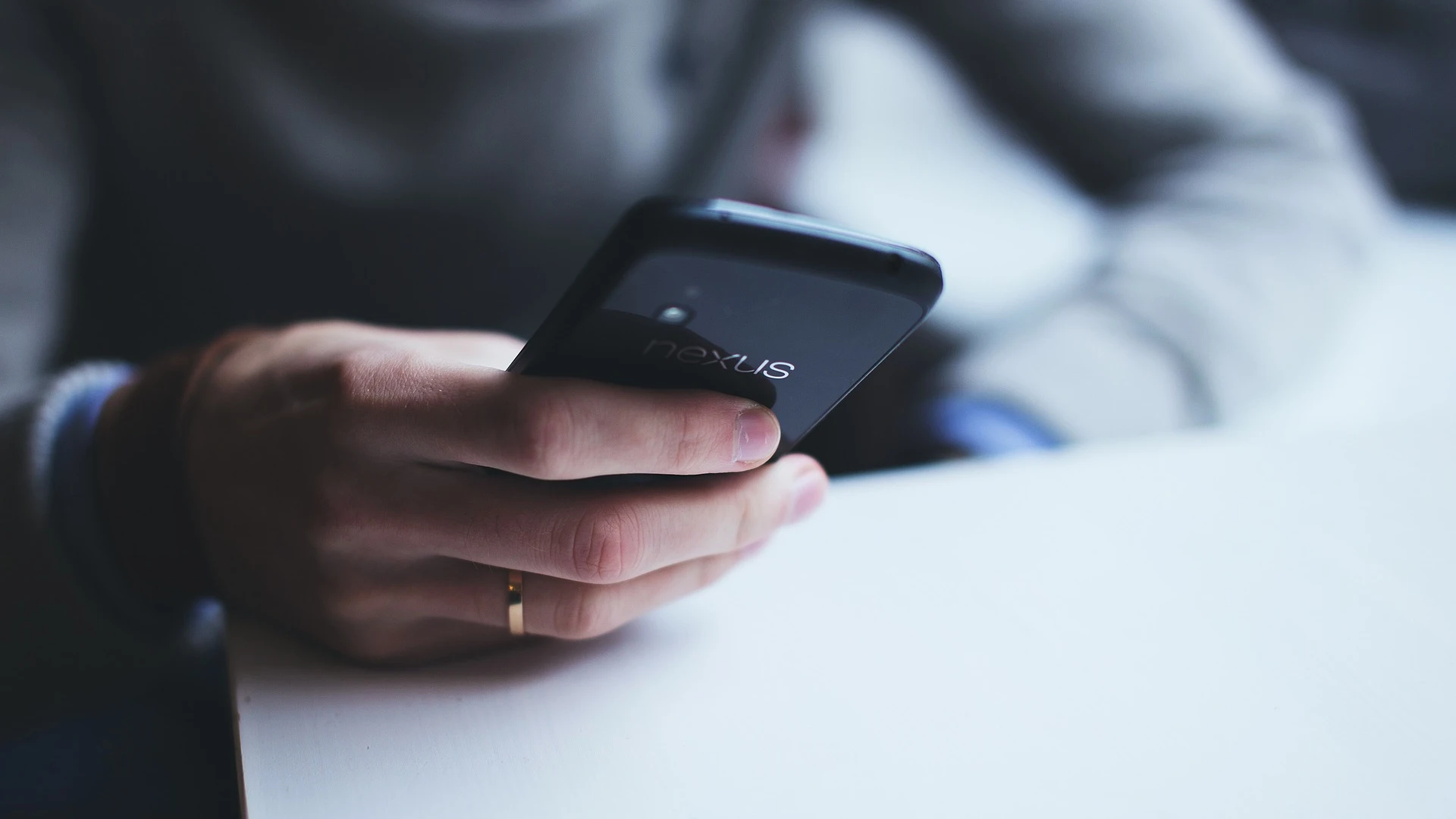 Multas de hasta 6000 euros por molestar a los empleados en vacaciones Multas de hasta 6000 euros por molestar a los empleados en vacaciones
