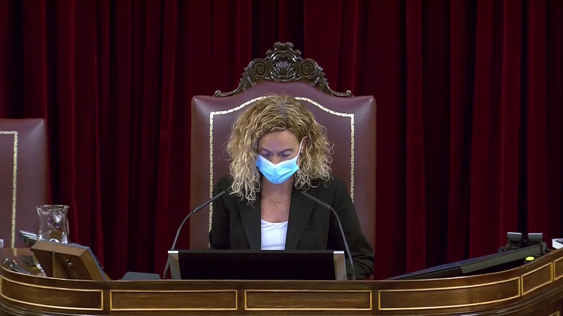 El Congreso ratifica el decreto por el que se eliminó la obligatoriedad de la mascarilla en exteriores, vídeo íntegro El Congreso ratifica el decreto por el que se eliminó la obligatoriedad de la mascarilla en exteriores, vídeo íntegro