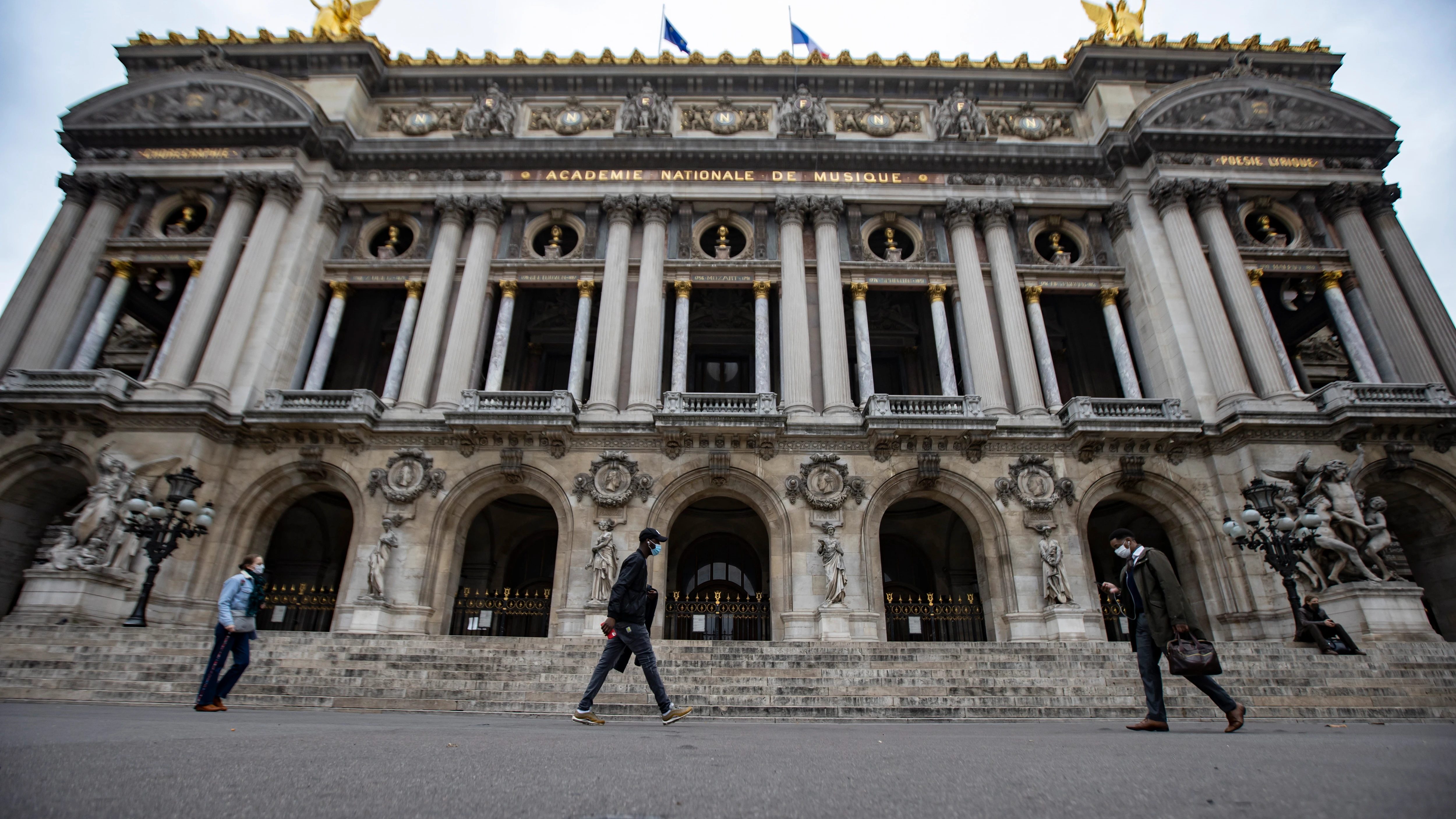 Francia impone el uso del certificado Covid Francia impone el uso del certificado Covid