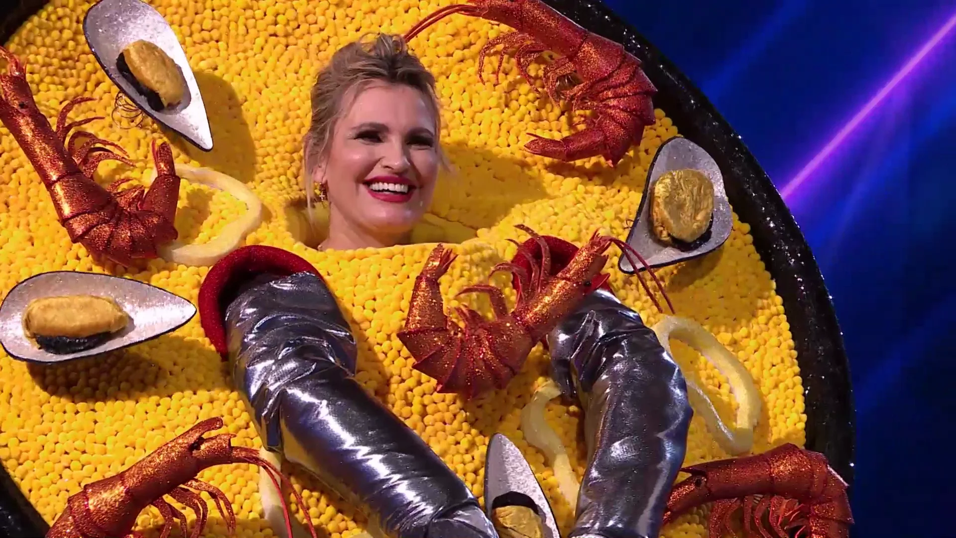 Ainhoa Arteta era la Paella de ‘Mask Singer’: ¡le quitamos la máscara en la Semifinal! Ainhoa Arteta era la Paella de ‘Mask Singer’: ¡le quitamos la máscara en la Semifinal!