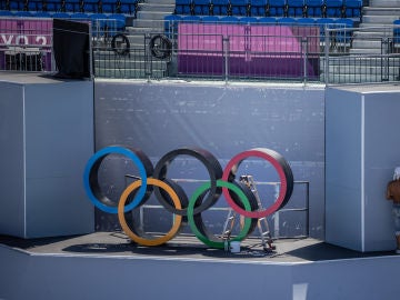 Dimite el director de la inauguración de los Juegos Olímpicos por sus palabras sobre el holocausto: "Juguemos al genocidio"