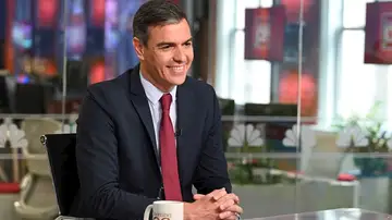 Pedro Sánchez causa sensación en Estados Unidos: "Es un hombre muy guapo" Pedro Sánchez causa sensación en Estados Unidos: "Es un hombre muy guapo"