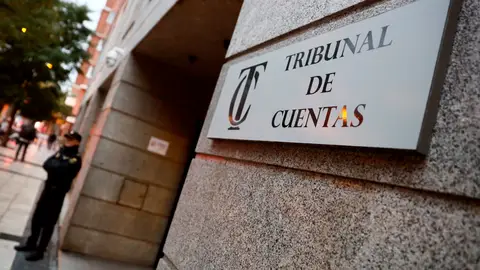 Los encausados por el Tribunal de Cuentas formalizan los avales del ICF para el pago de 5,4 millones Los encausados por el Tribunal de Cuentas formalizan los avales del ICF para el pago de 5,4 millones