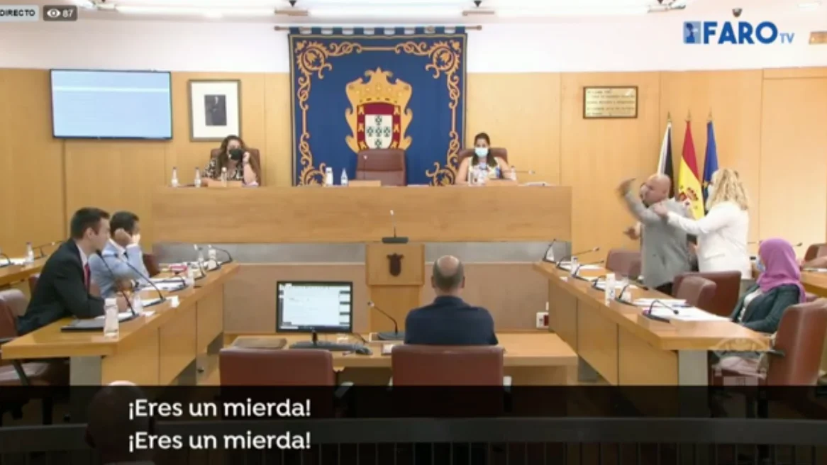 Bronca en la Asamblea de Ceuta 