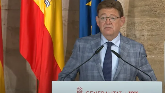 Presidente de la Comunidad Valenciana, Ximo Puig, amplia restricciones de toque de queda y limita las reuniones sociales Presidente de la Comunidad Valenciana, Ximo Puig, amplia restricciones de toque de queda y limita las reuniones sociales