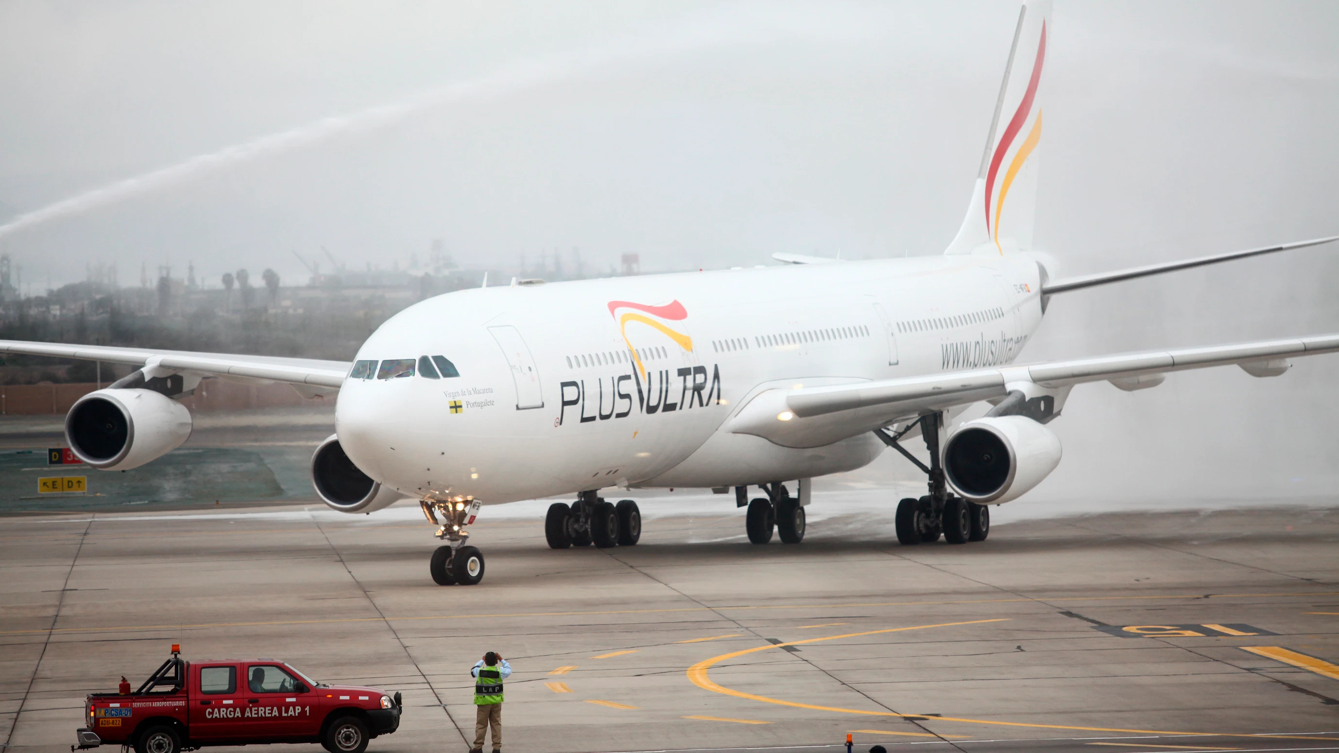 La jueza ordena suspender el préstamo de 34 millones de euros para el rescate de la aerolínea Plus Ultra por no estar justificado La jueza ordena suspender el préstamo de 34 millones de euros para el rescate de la aerolínea Plus Ultra por no estar justificado