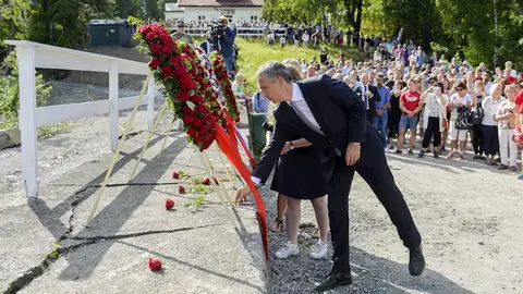 El secretario general de la OTAN Jens Stoltenberg en el acto conmemorativo en la isla de Utoya El secretario general de la OTAN Jens Stoltenberg en el acto conmemorativo en la isla de Utoya