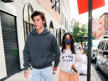Shawn Mendes, el mejor apoyo de Camila Cabello después de que se metiesen con su físico Shawn Mendes, el mejor apoyo de Camila Cabello después de que se metiesen con su físico