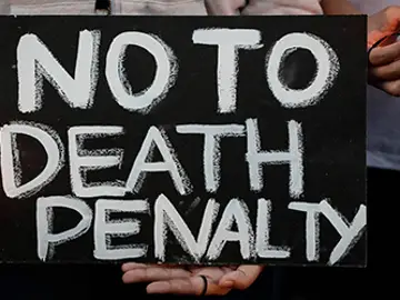El presidente de Sierra Leona cumple su promesa y abole la pena de muerte en el país El presidente de Sierra Leona cumple su promesa y abole la pena de muerte en el país