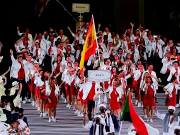 El desfile del equipo olímpico español en la ceremonia de inauguración de Tokio 2020