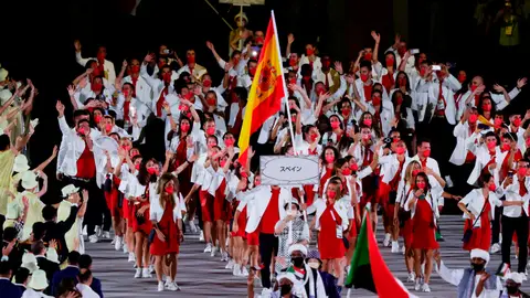 El desfile del equipo olímpico español en la ceremonia de inauguración de Tokio 2020 El desfile del equipo olímpico español en la ceremonia de inauguración de Tokio 2020