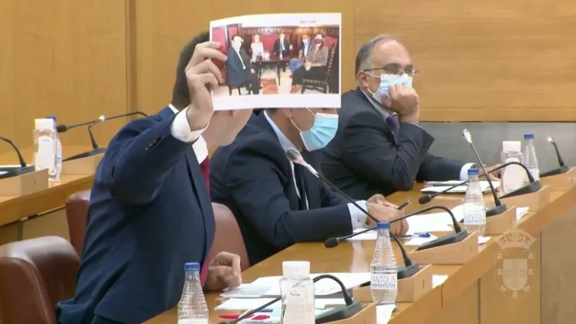 La Asamblea de Ceuta nombra personan non grata a Santiago Abascal La Asamblea de Ceuta nombra personan non grata a Santiago Abascal