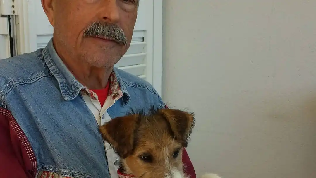 Muere el dibujante Carlos Romeu, fundador de El Jueves y "padre" de Miguelito Muere el dibujante Carlos Romeu, fundador de El Jueves y "padre" de Miguelito