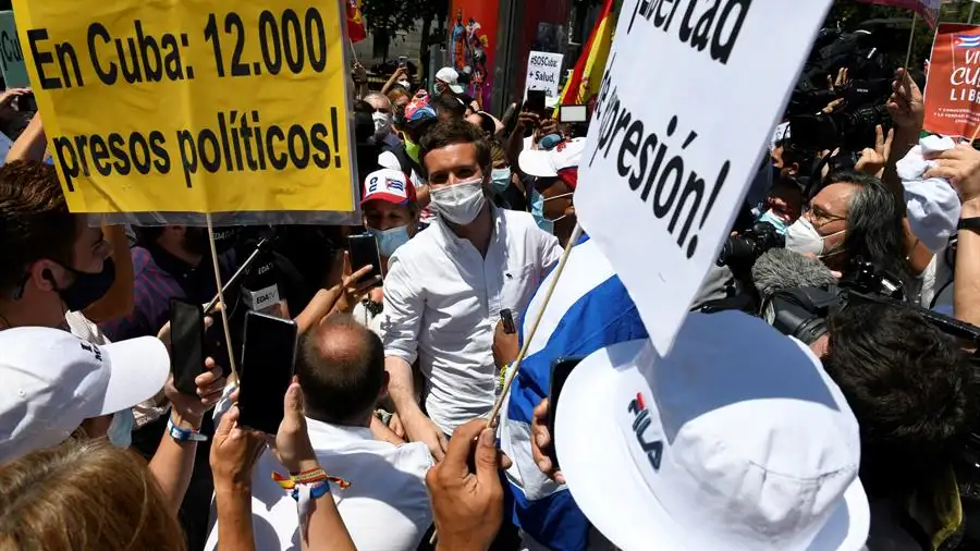 Pablo Casado acude a 'La Marcha por Cuba' en Madrid: "Claro que Cuba es una dictadura"
