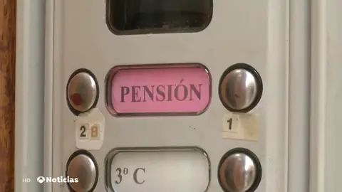 4 jóvenes detenidos como presuntos autores de una violación múltiple en una pensión de Gijón 4 jóvenes detenidos como presuntos autores de una violación múltiple en una pensión de Gijón