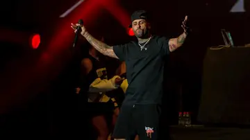 El cantante estadounidense de reguetón Nicky Jam durante el concierto ofrecido en el festival de música "Starlite" de Marbella, que se celebra en la localidad malacitana El cantante estadounidense de reguetón Nicky Jam durante el concierto ofrecido en el festival de música "Starlite" de Marbella, que se celebra en la localidad malacitana