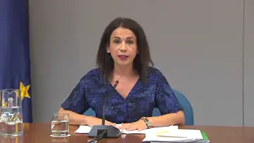 Sanidad dice que se está frenando el repunte de casos pero advierte: "Seguimos en una situación muy delicada" Sanidad dice que se está frenando el repunte de casos pero advierte: "Seguimos en una situación muy delicada"