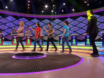 ¡Qué coreografía! Los ‘Libérrimos’ lo dan todo tras una primera bomba musical ¡Qué coreografía! Los ‘Libérrimos’ lo dan todo tras una primera bomba musical
