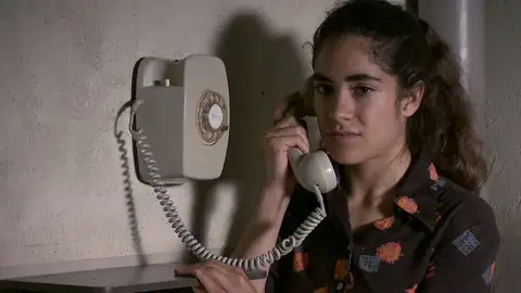 Avance ‘Amar es para siempre’: Anabel y una desgarradora llamada desde la cárcel, ¿está Manolita en peligro? Avance ‘Amar es para siempre’: Anabel y una desgarradora llamada desde la cárcel, ¿está Manolita en peligro?