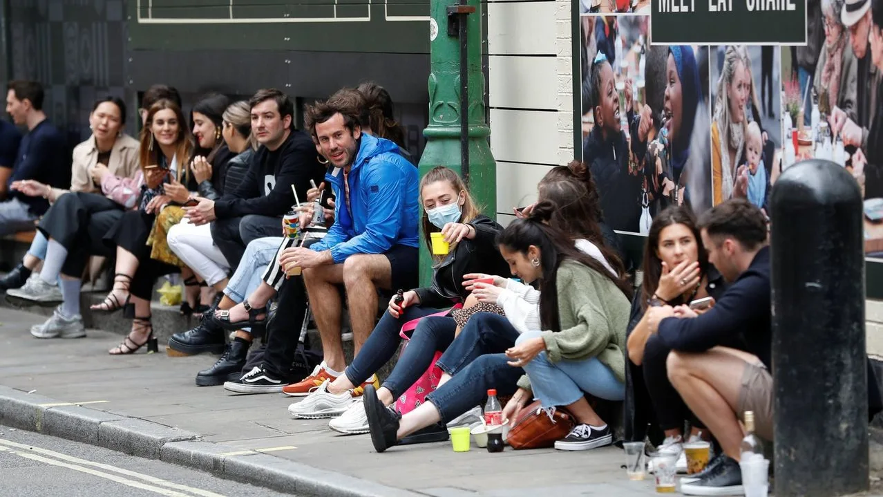 Esta es la preocupante edad a la que se independizan los jóvenes españoles Esta es la preocupante edad a la que se independizan los jóvenes españoles