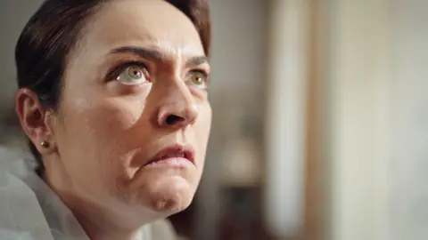El reproche de Safiye que deja mudo a Han: “No estarías vivo si no hiciera lo que hice por ti” Mejores momentos | Capítulo 3
