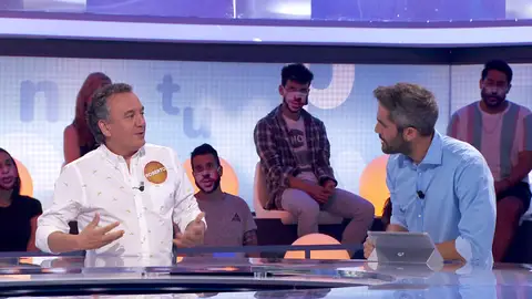 Roberto Brasero copia el estilo de Marco Antonio y le reta: “A ver si mis plátanos ganan” Roberto Brasero copia el estilo de Marco Antonio y le reta: “A ver si mis plátanos ganan”