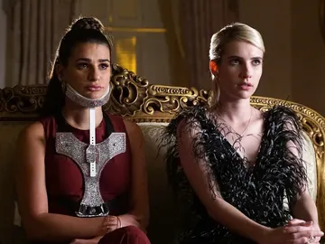 Emma Roberts y Lea Michele en ‘Scream Queens’ Emma Roberts y Lea Michele en ‘Scream Queens’