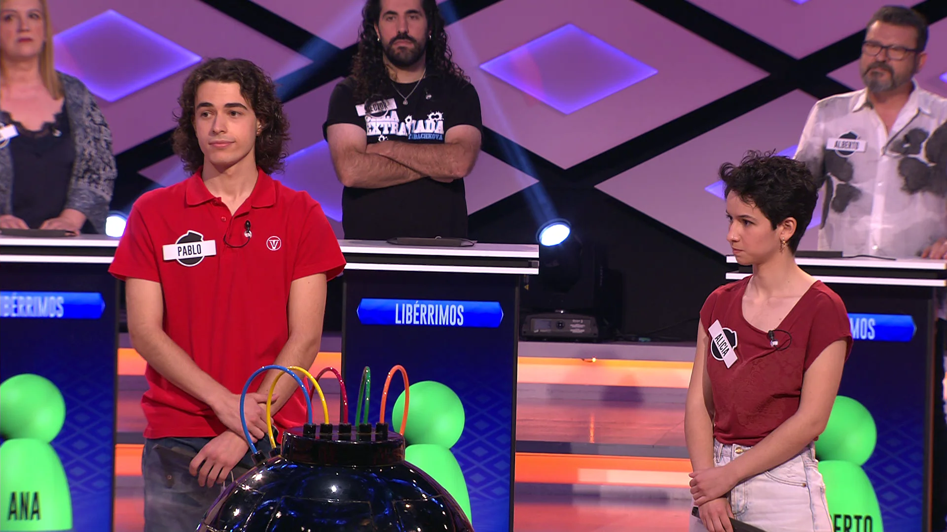 Los concursantes de &lsquo;El circo&rsquo; sobre estudiar medicina: &ldquo;Es algo muy bonito y merece la pena&rdquo;