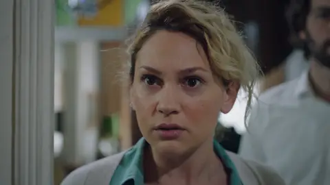 Inci y Han, descubiertos, decepcionan a sus familias tras un tierno beso: “Qué vergüenza” Mejores momentos | Capítulo 3