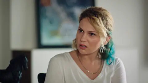 Inci cae en la trampa de Uygar: se queda en la cadena de radio Mejores momentos | Capítulo 3