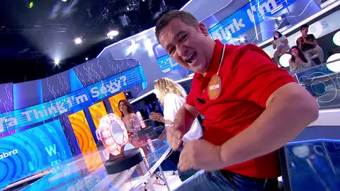 Secun de la Rosa logra la máxima puntuación tras traducir la canción de ‘La Pista’ a la perfección Secun de la Rosa logra la máxima puntuación tras traducir la canción de ‘La Pista’ a la perfección