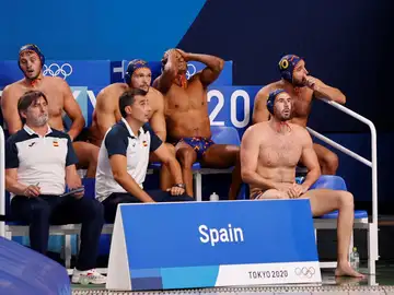 España luchará por el bronce tras caer ante Serbia en las semifinales de waterpolo masculino España luchará por el bronce tras caer ante Serbia en las semifinales de waterpolo masculino