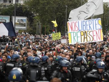 Cuarto sábado consecutivo de protestas en Francia contra el certificado covid