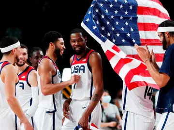Estados Unidos gana su cuarto oro olímpico consecutivo tras ganar a Francia en la final Estados Unidos gana su cuarto oro olímpico consecutivo tras ganar a Francia en la final