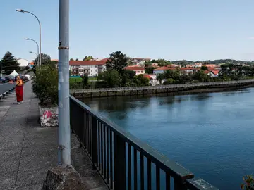 Muere un hombre cuando intentaba cruzar a nado el río Bidasoa hacia Francia Muere un hombre cuando intentaba cruzar a nado el río Bidasoa hacia Francia