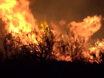 El incendio de Rafelguaraf ya ha calcinado casi 200 hectáreas de 3 términos municipales