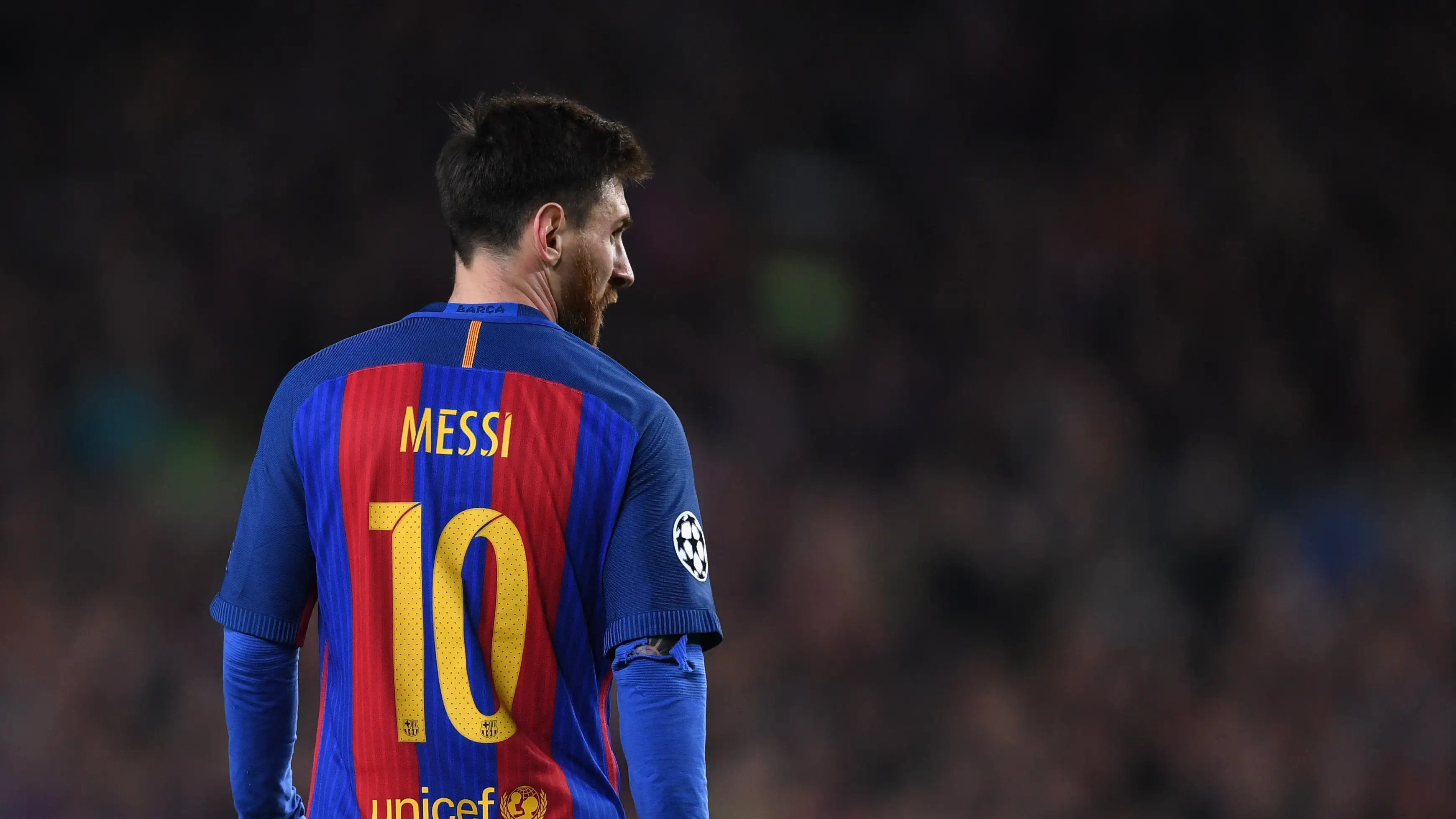 Messi aterriza hoy en París para fichar por el PSG, según L'Equipe Messi aterriza hoy en París para fichar por el PSG, según L'Equipe