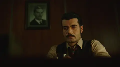 Demir promete vengar la muerte de su padre Demir recuerda cómo fue la noche en que murió su padre