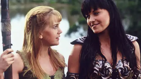 Lucy Lawless y Renée O'Connor, protagonistas de 'Xena' Lucy Lawless y Renée O'Connor, protagonistas de 'Xena'