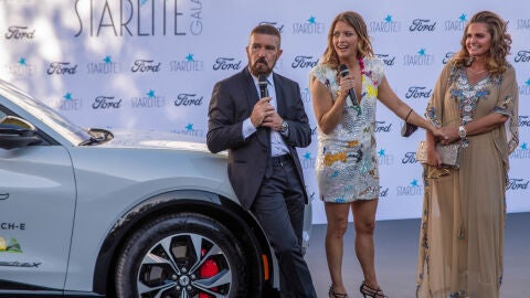 Antonio Banderas, María Casado y Sandra García-Sanjuán 