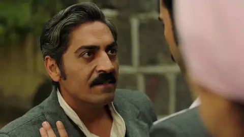 Gaffur va a casa de Yilmaz a buscar a Gülten: “Esto no se quedará así” Intenta convencerla de que vuelva a casa con el resto de la familia