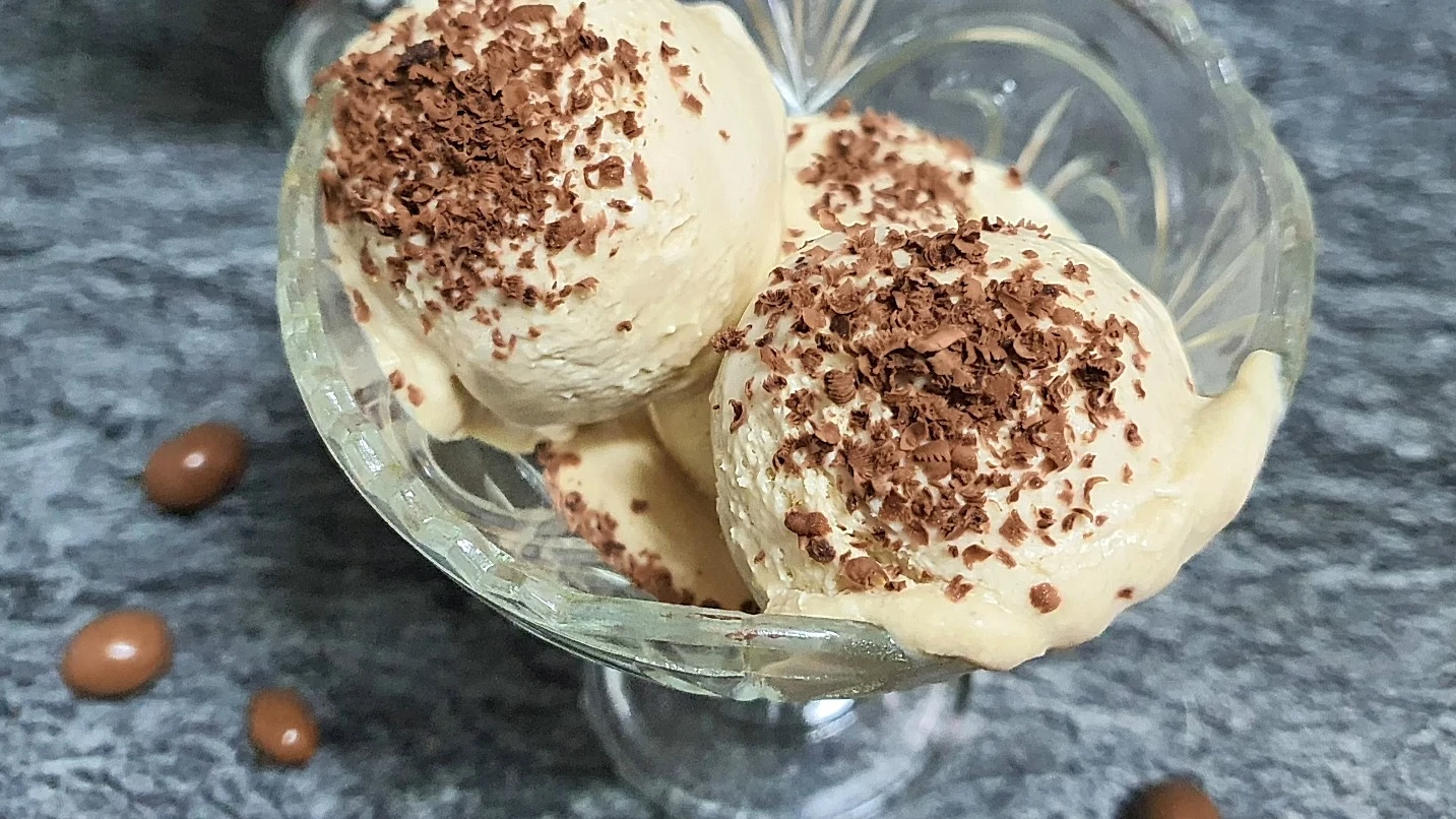 Helado de café y chocolate Helado de café y chocolate