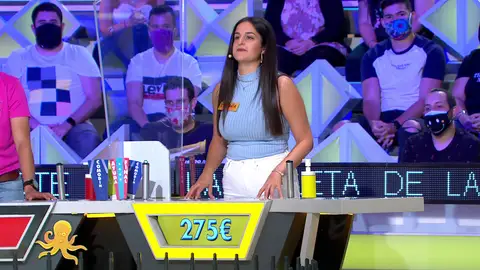 Estefanía duda mucho, pero se lanza a por la letra oculta: “Me hace ilu…” Estefanía duda mucho, pero se lanza a por la letra oculta: “Me hace ilu…”