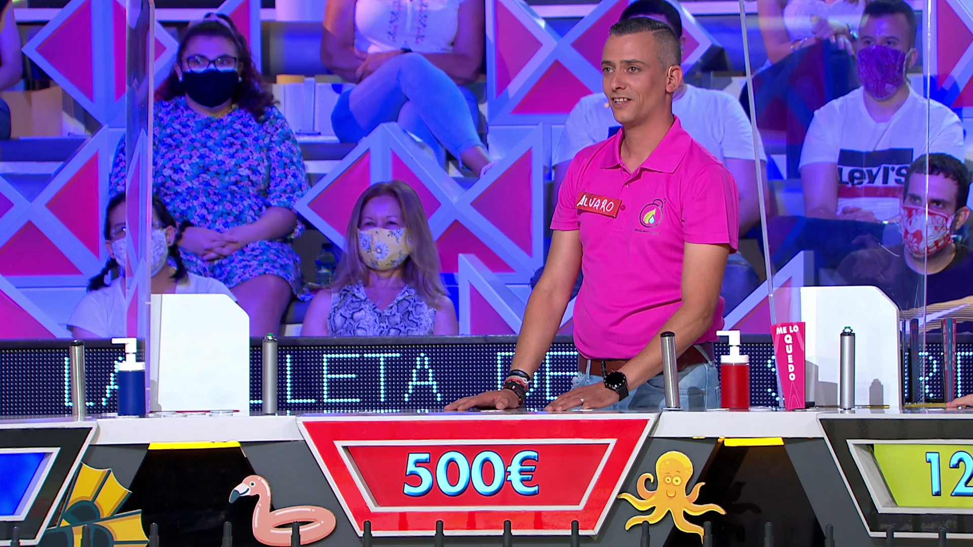 &iexcl;Vaya regalo! &Aacute;lvaro lee mal el panel a pesar de estar resuelto