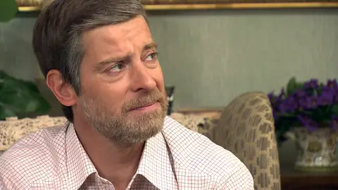 Marcelino, en un mar de lágrimas, se apoya en Manolita en el momento más duro de su vida Marcelino, en un mar de lágrimas, se apoya en Manolita en el momento más duro de su vida