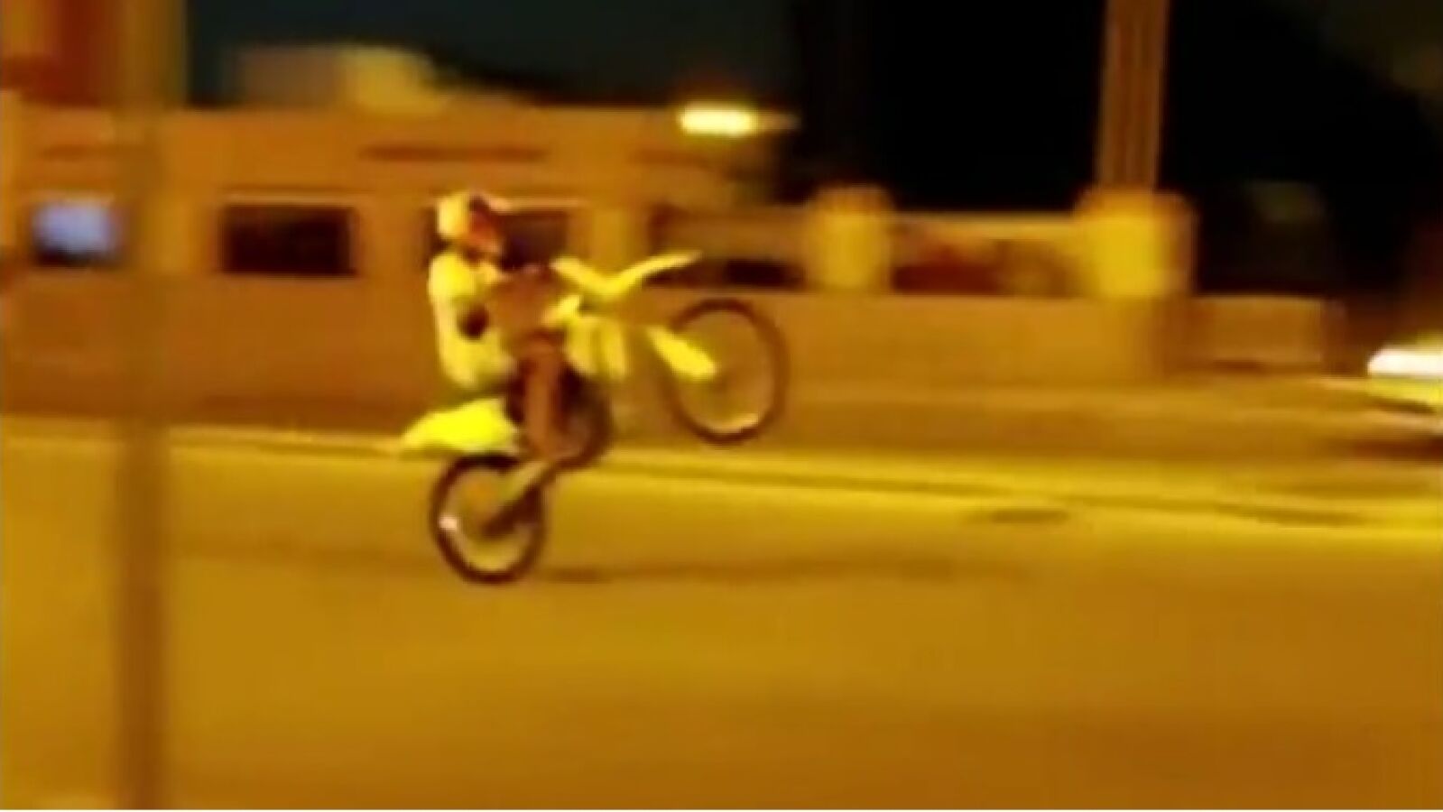 Vecinos de Hijuelas de las Coles, en Jerez, denuncian carreras ilegales de motos y piden más vigilancia policial