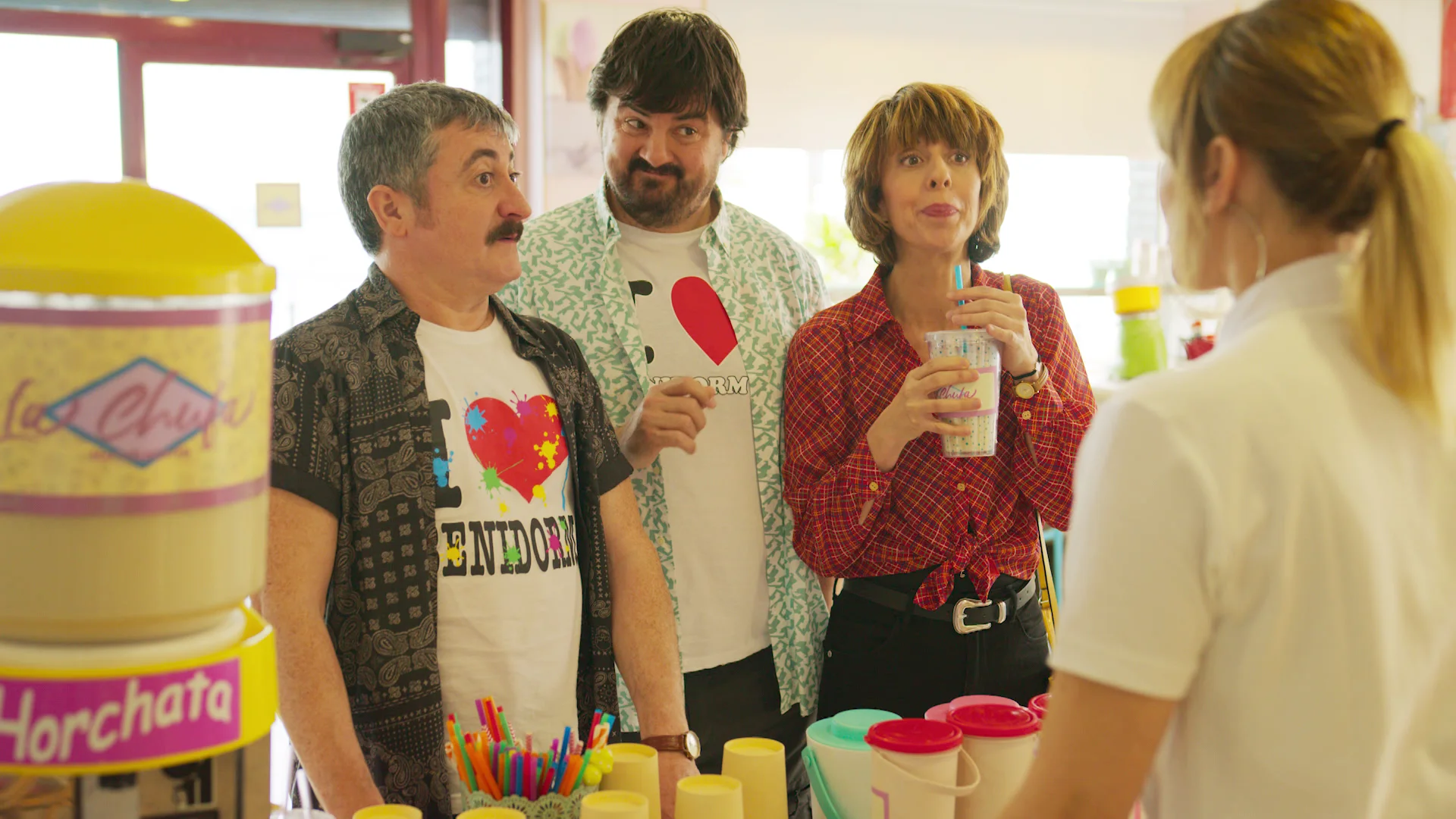 Bego, Patxi y Korta compran &ldquo;horchata especial&rdquo; para solucionar sus deudas