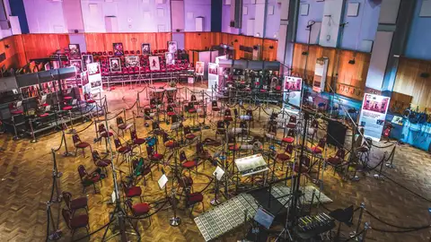 Abbey Road abre sus puertas por primera vez en su historia en el aniversario de sus 90 años Abbey Road abre sus puertas por primera vez en su historia en el aniversario de sus 90 años